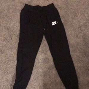Nike joggers